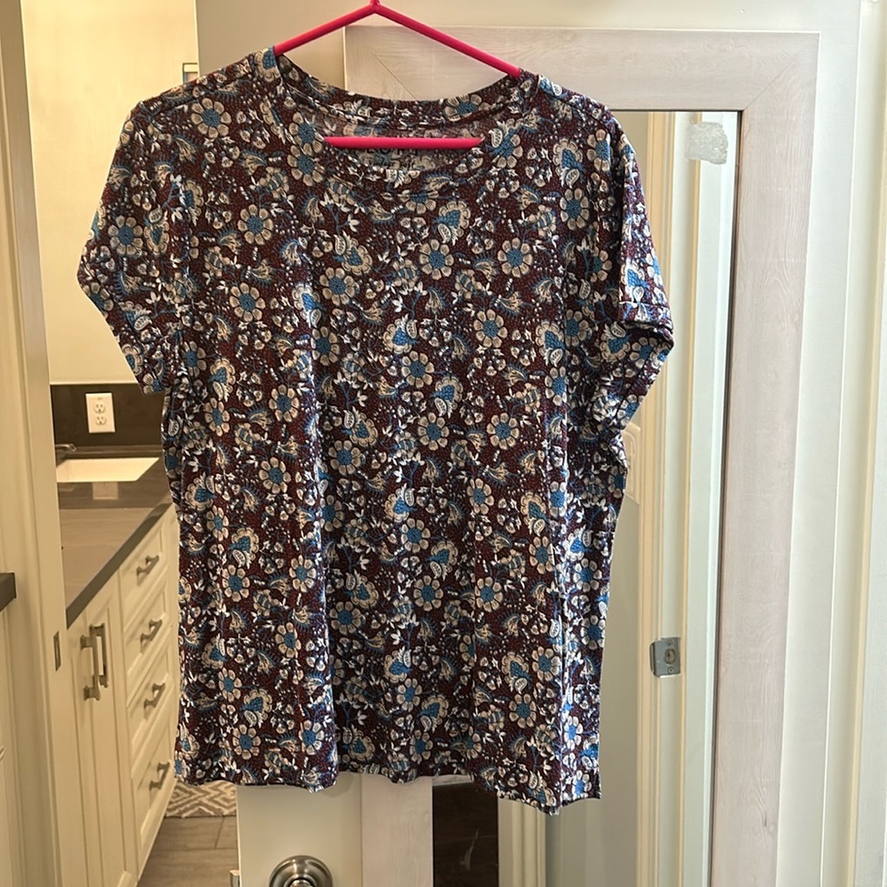 Loft T-Shirt